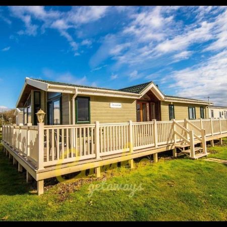 Mp768 - Camber Sands Holiday Park - Huge Lodge - Small Dog Friendly - Sleeps 8 Екстериор снимка