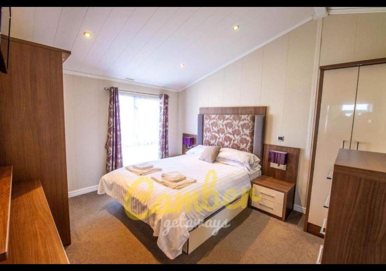 Mp768 - Camber Sands Holiday Park - Huge Lodge - Small Dog Friendly - Sleeps 8 Екстериор снимка