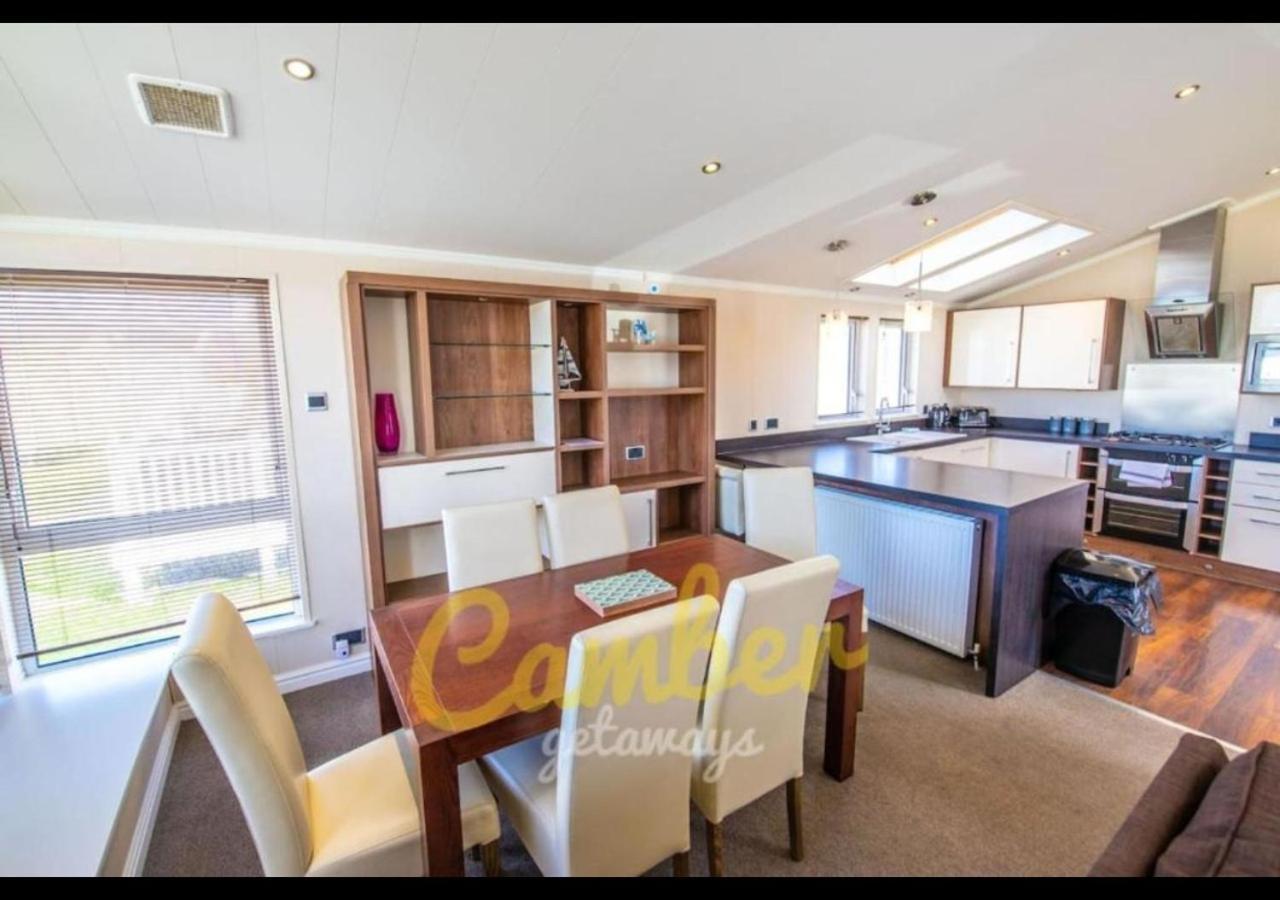 Mp768 - Camber Sands Holiday Park - Huge Lodge - Small Dog Friendly - Sleeps 8 Екстериор снимка